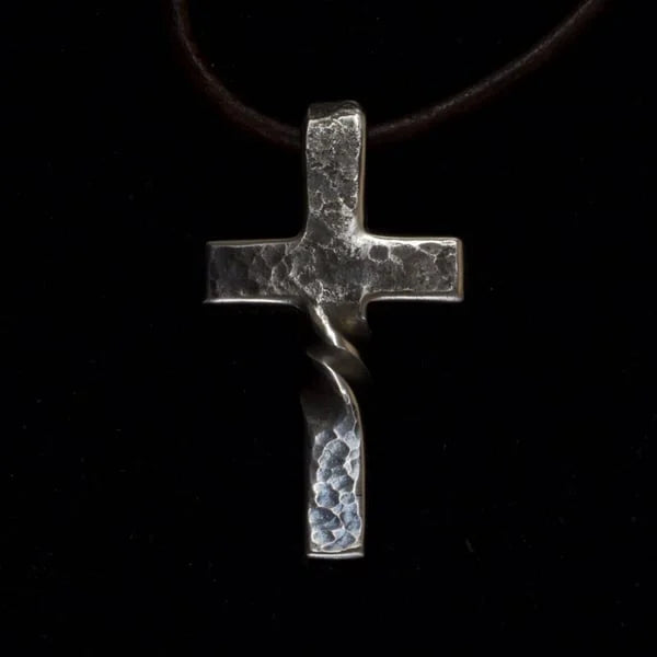 BowLift | Handcrafted - Cross Necklace