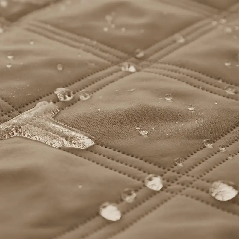 BowLift | Cover for extendable armchairs – anti-slip protection and premium comfort