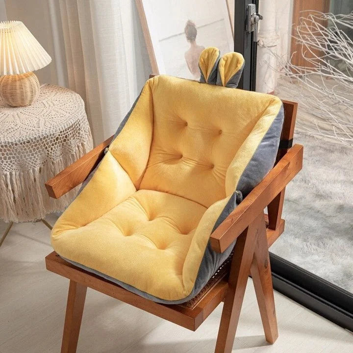 BowLift | OrthoLuxe seat cushion | Orthopedic pressure relief | Ergonomic design | Soft velvet cover 45×45 cm