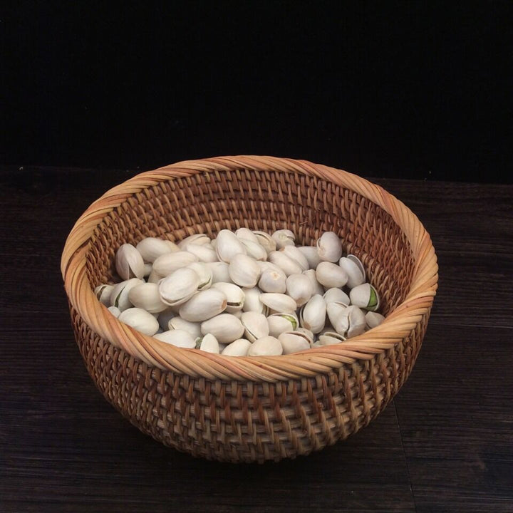 Handcrafted decorative fruit basket made of rattan Bowlift