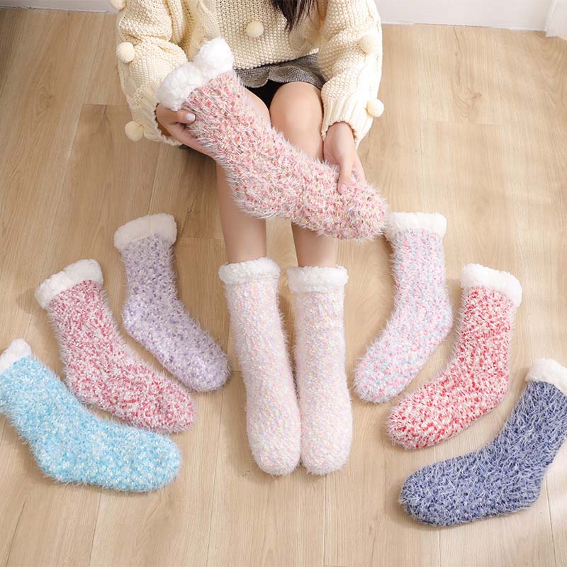 BowLift | WarmStep - All-day warmth and non-slip comfort socks for your feet