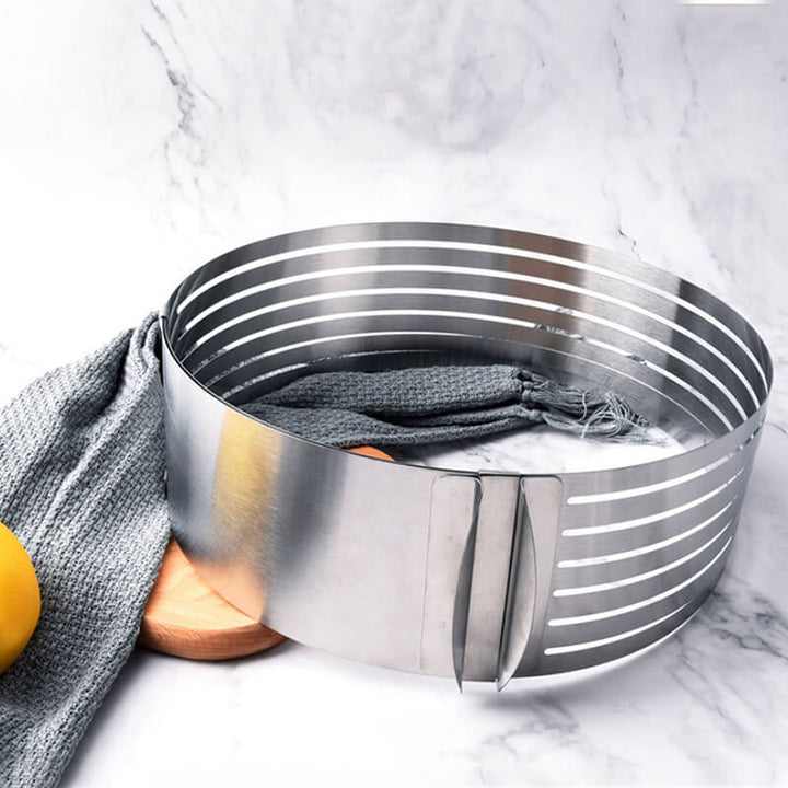 BowLift | LayerMeister — Turn any cake into a stunning masterpiece without crooked cuts!