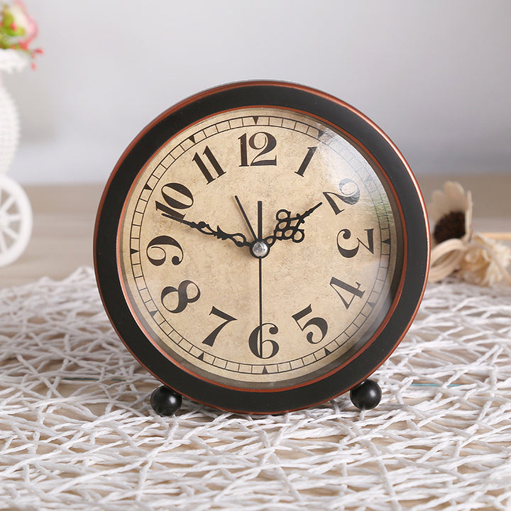 Antique table clock Bowlift