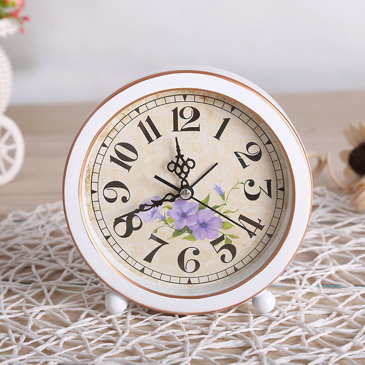 Antique table clock Bowlift