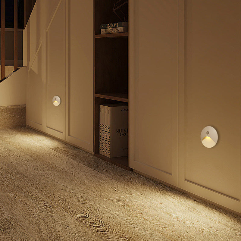 BowLift | Outdoor Hallway Sensor Wall Light