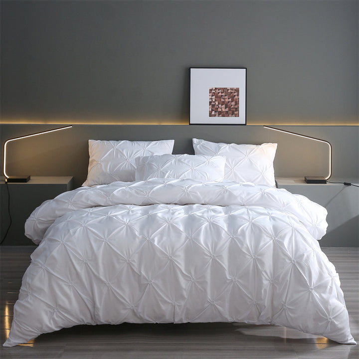 BowLift 丨 Embroidered Craft Three-piece Bedding Set (Pillowcase & Quilt Cover)