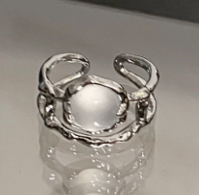 BowLift | Niche Design Zirconia Open Ring