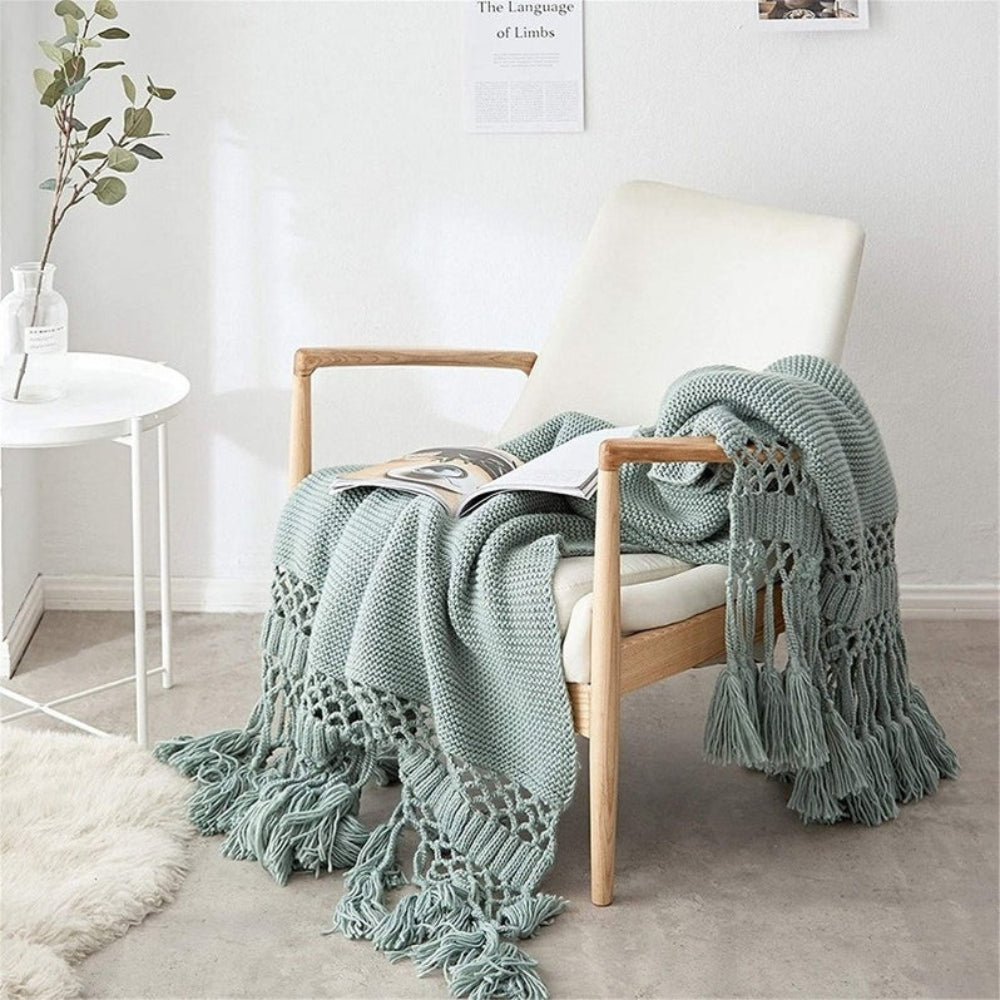 BowLift | Snug Knit Woven Tassel Blanket