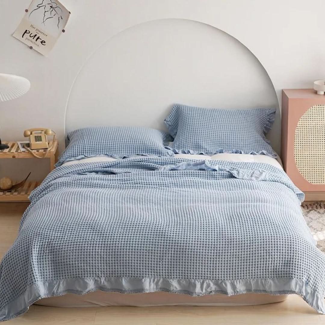 BowLift | INA - Slim and cozy blanket