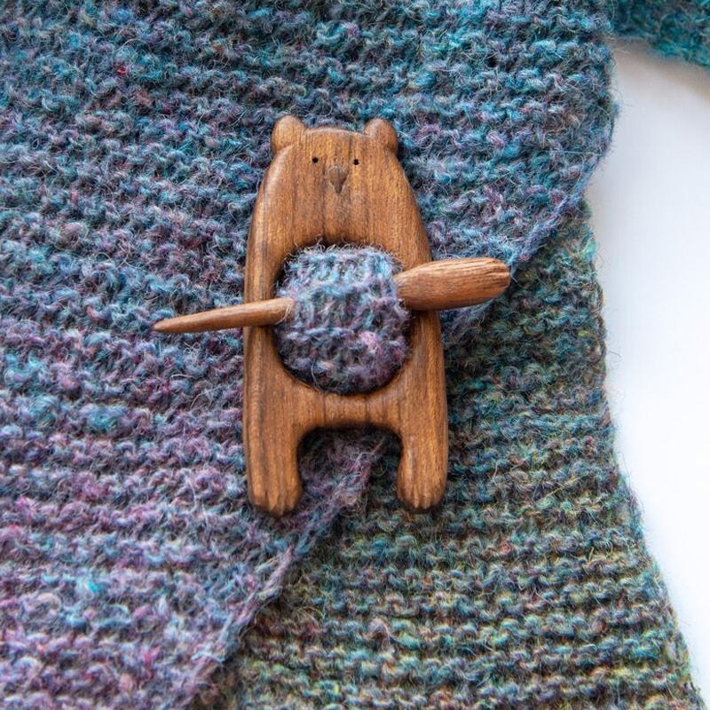 BowLift | Sweet animal brooch made of wood