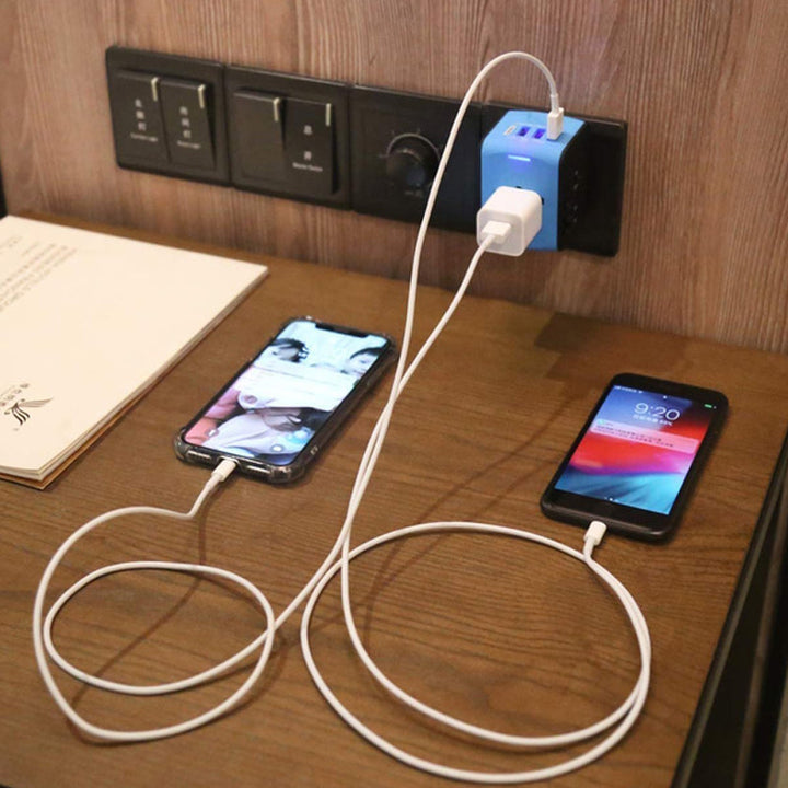 BowLift | Universal Smart Travel Adapter Voltage Converter