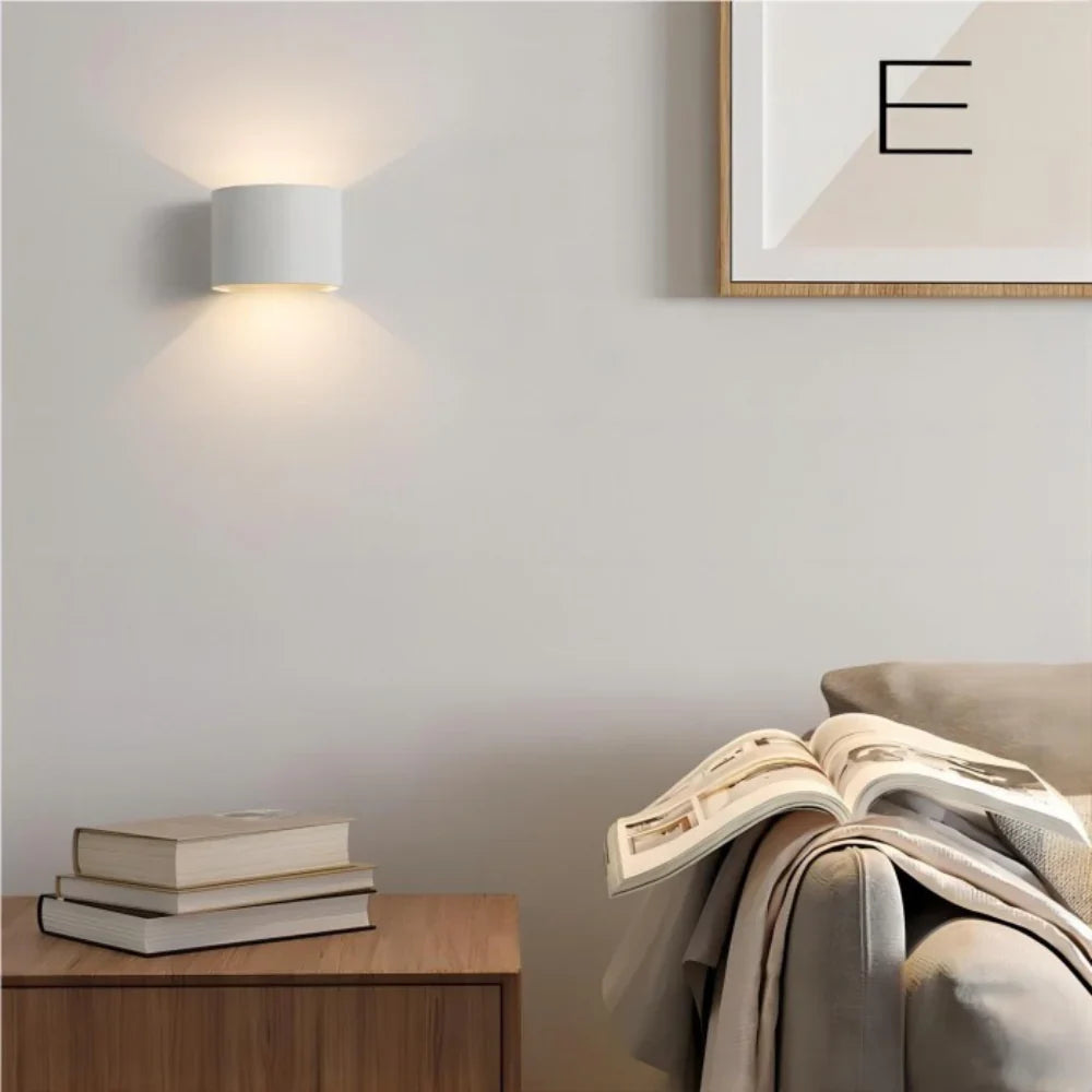 BowLift | Lumière Royale - Stylish modern LED cube wall lamp (White)