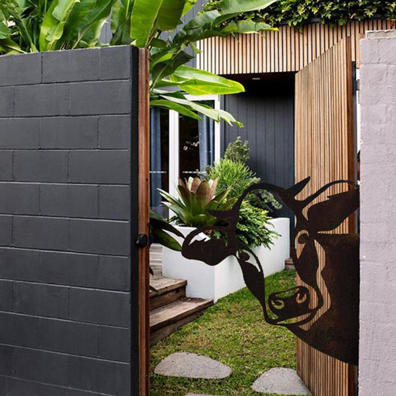 Outdoor Garden Farm Peeping Goat Metal Artwork Indoor Decoration | Bowlift