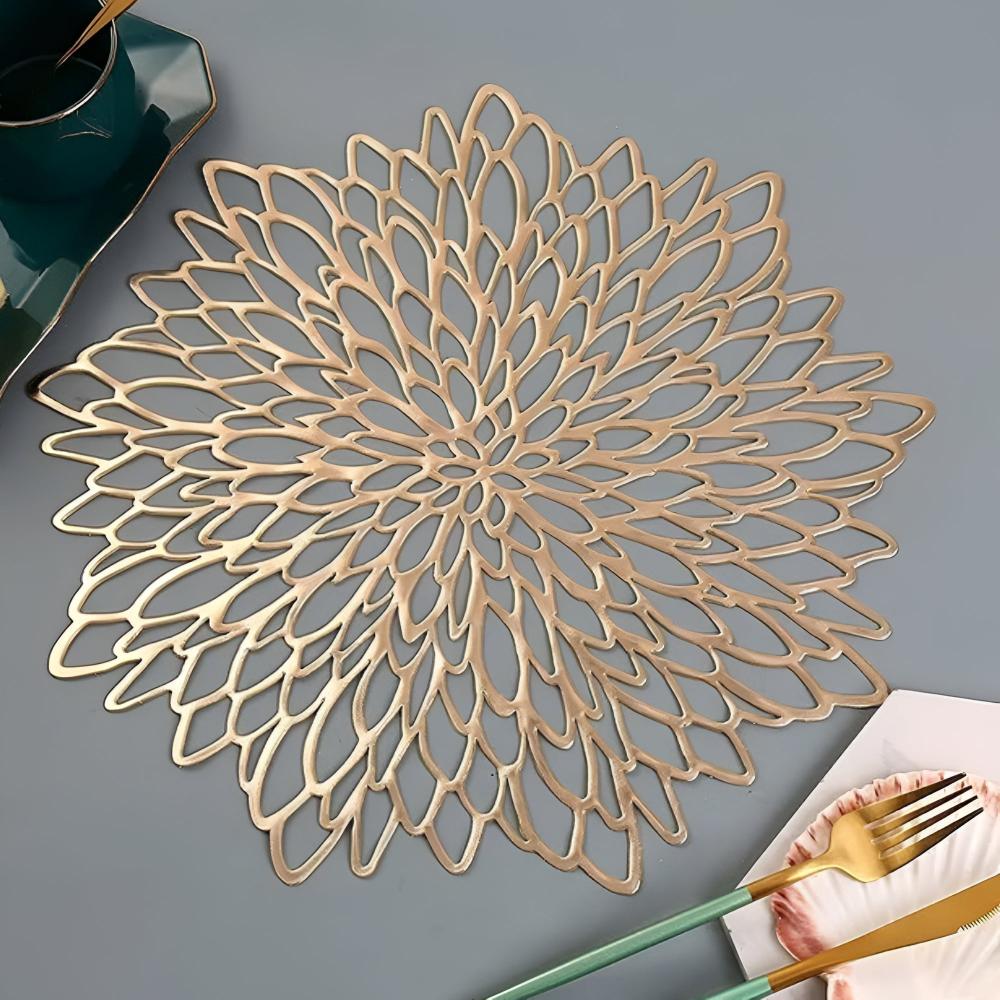 BowLift | Chrysanthemum Charm Placemat