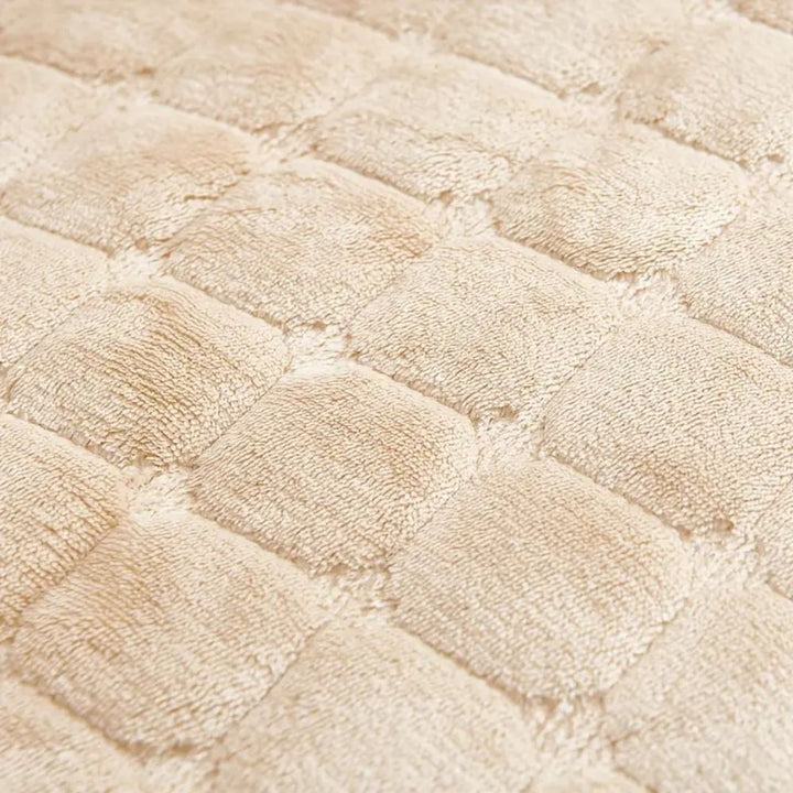 BowLift | Velvet Grid Recliner Cover