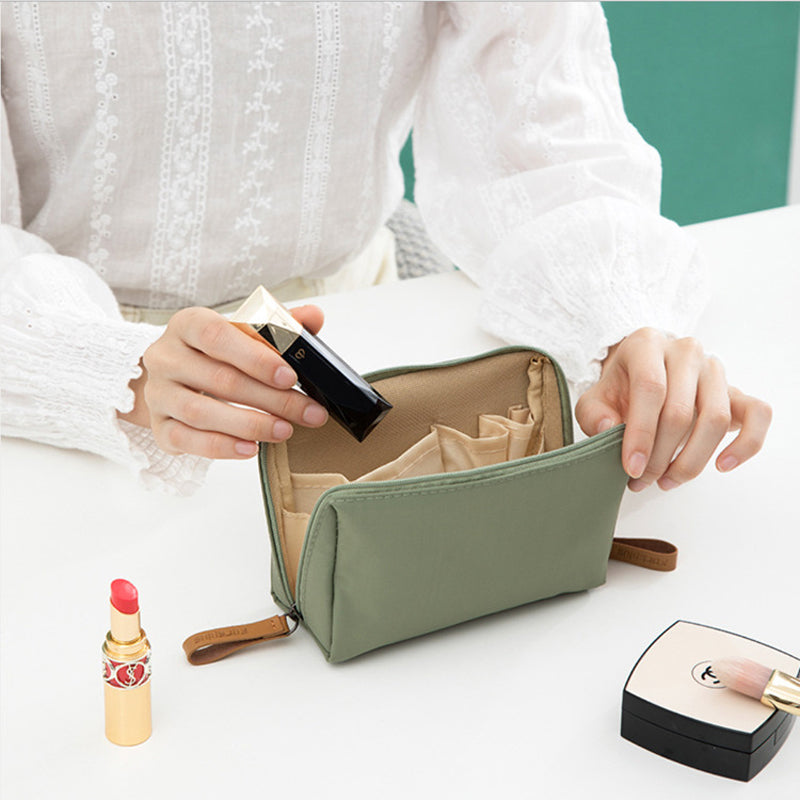 Travel Makeup Pouch for Women | Bowlift