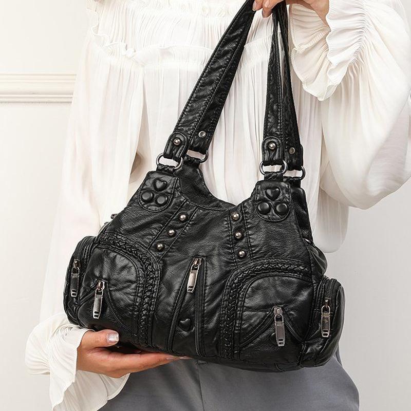 BowLift | Handbag made of soft leather