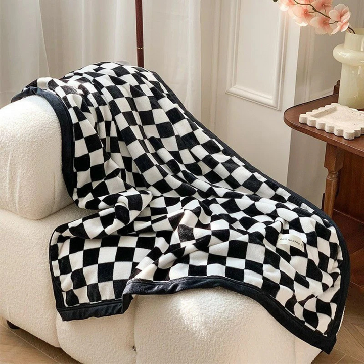 BowLift | Warm Plaid for Ultimate Comfort