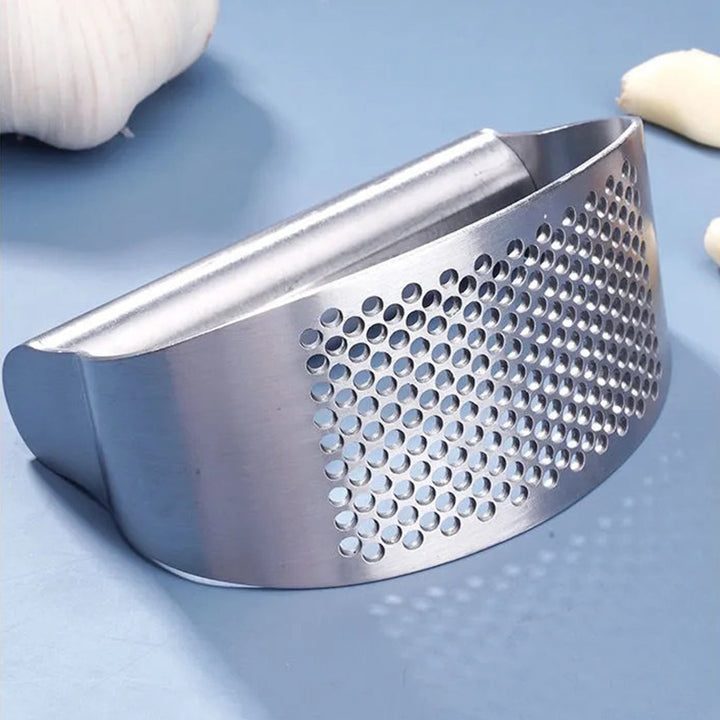 BowLift | Manual Garlic Press made of Stainless Steel