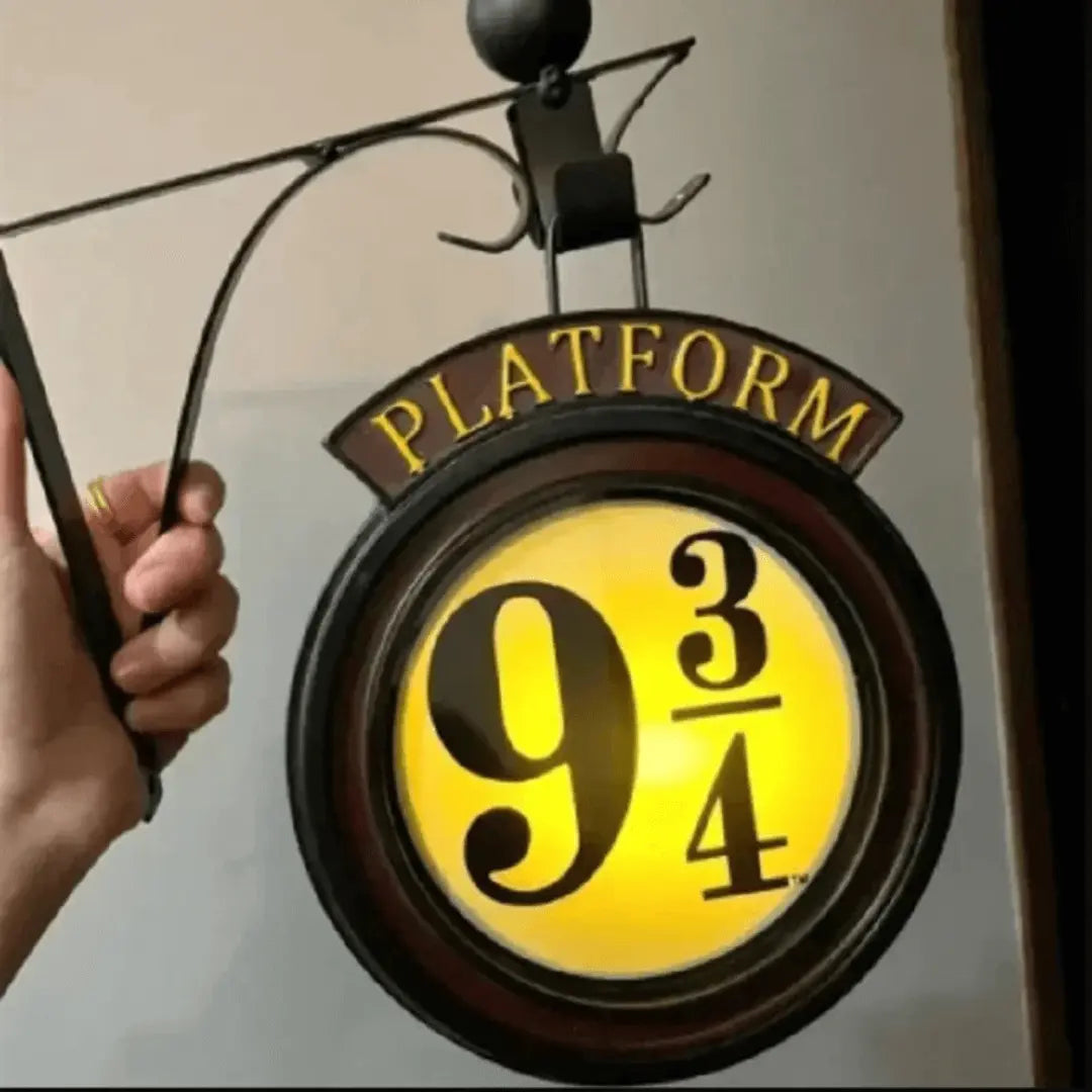 BowLift | Magical Platform 9¾ Wall Lamp - LumosWall