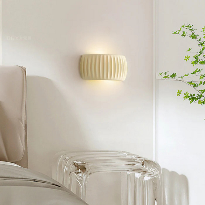 BowLift | Modern Resin Wall Lamp