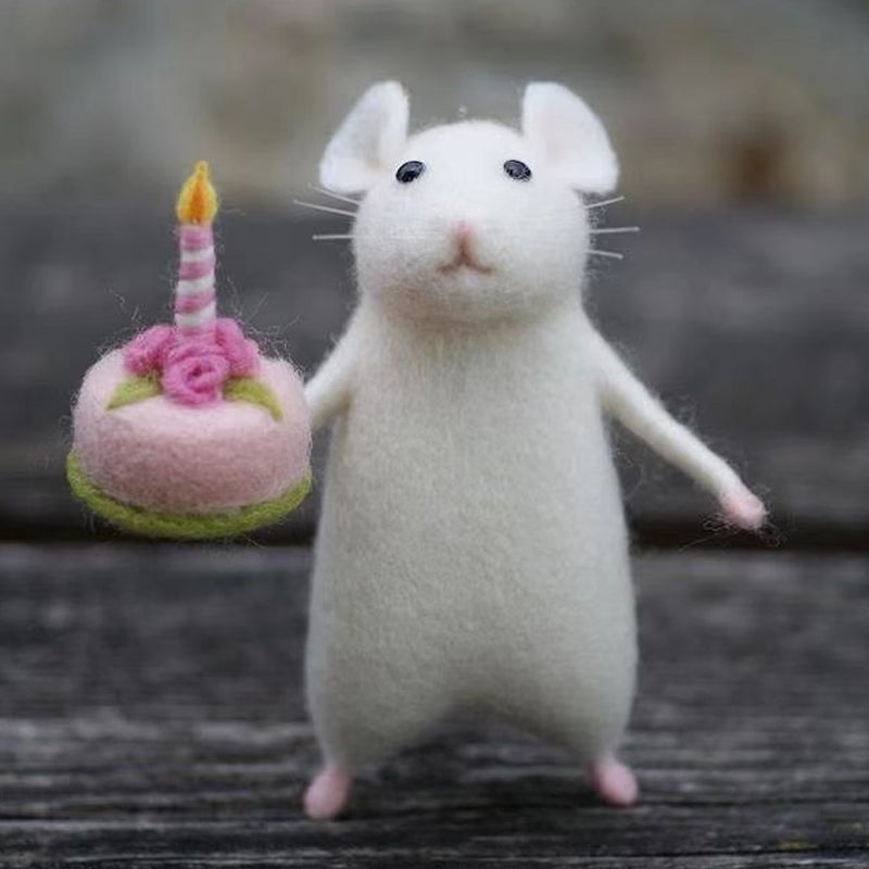 BowLift | Felt Mouse Halloween Ornament