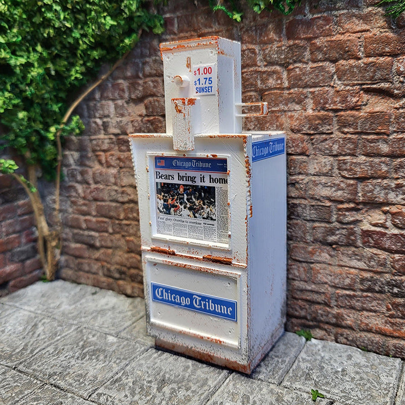 BowLift | Miniature American Payphone Ornament