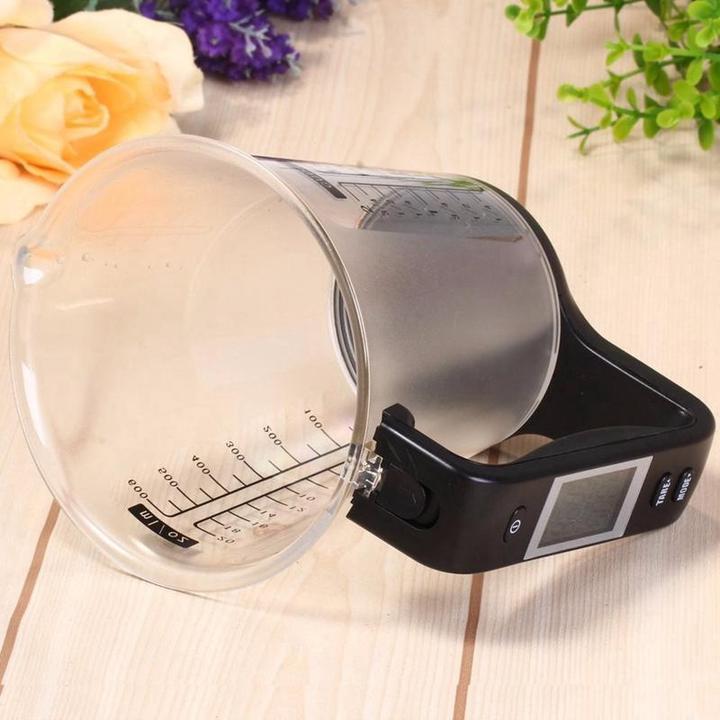 Digital kitchen measuring cup scale with LCD | Bowlift