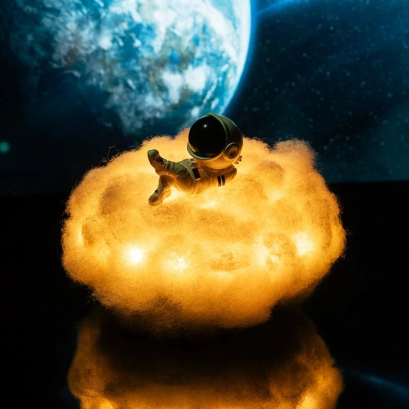 BowLift | Astronaut Cloud Light