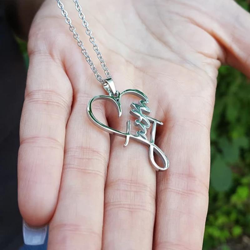 BowLift | Faith Heart Necklace