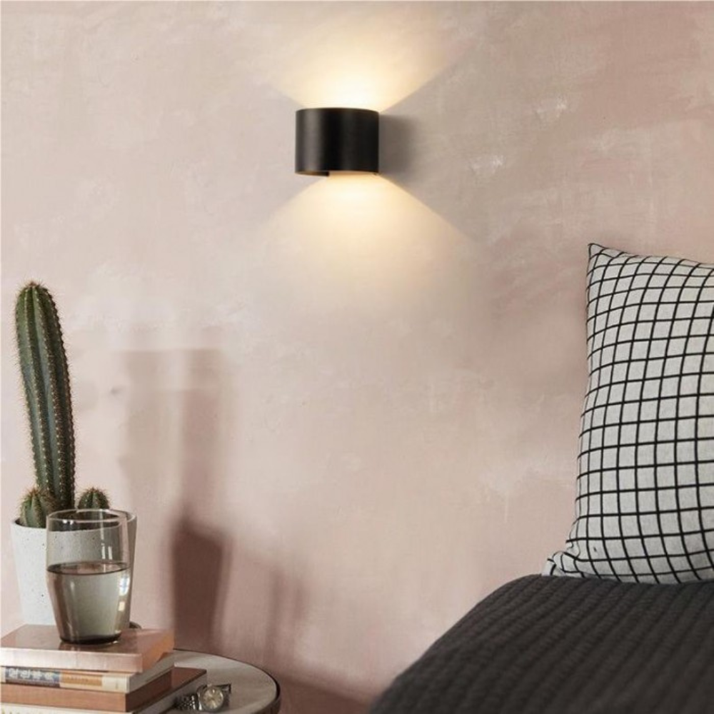 BowLift | Lumière Royale - Stylish modern LED cube wall lamp