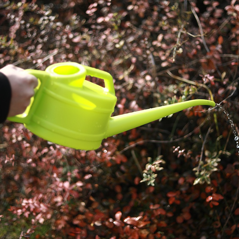 BowLift | Watering can with long spout for precise and easy watering
