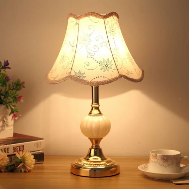 BowLift | Vintage Scandinavian Table Lamp