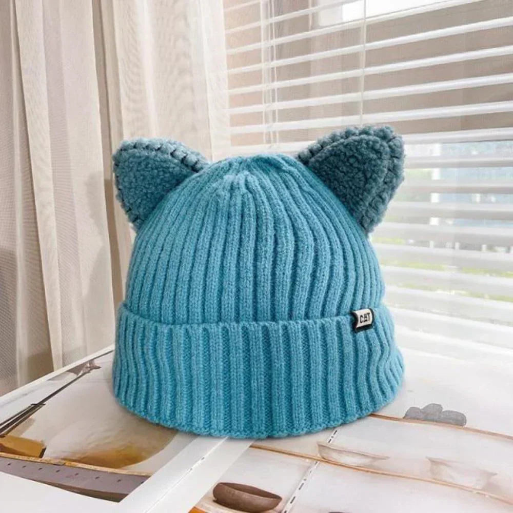 BowLift | Kattenoor Winter Hat CosyCharm – Soft knitted hat for women with playful appearance