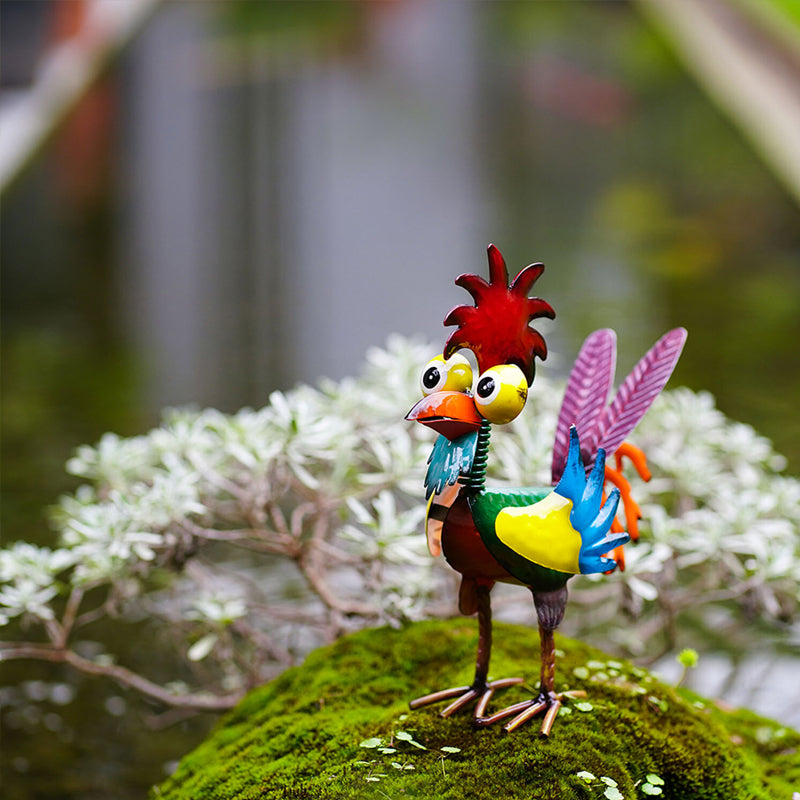 BowLift | Funny Garden Chicken Statue