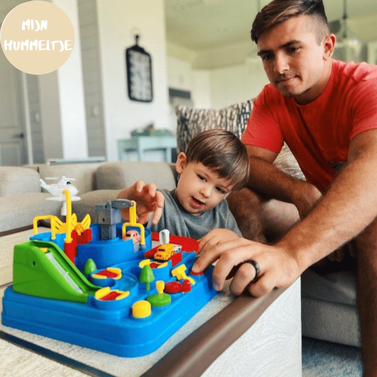 BowLift | Interactive city playset with cars & helicopter for children aged 3+