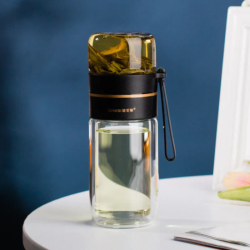 BowLift | Double-walled glass bottle with tea strainer and infuser