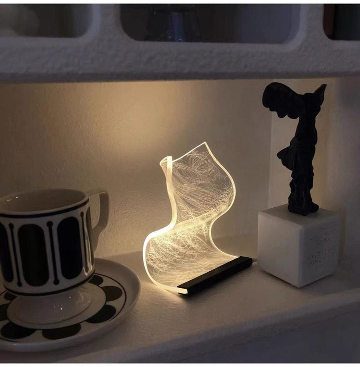 BowLift | Luminary Artsy LED Table Lamp