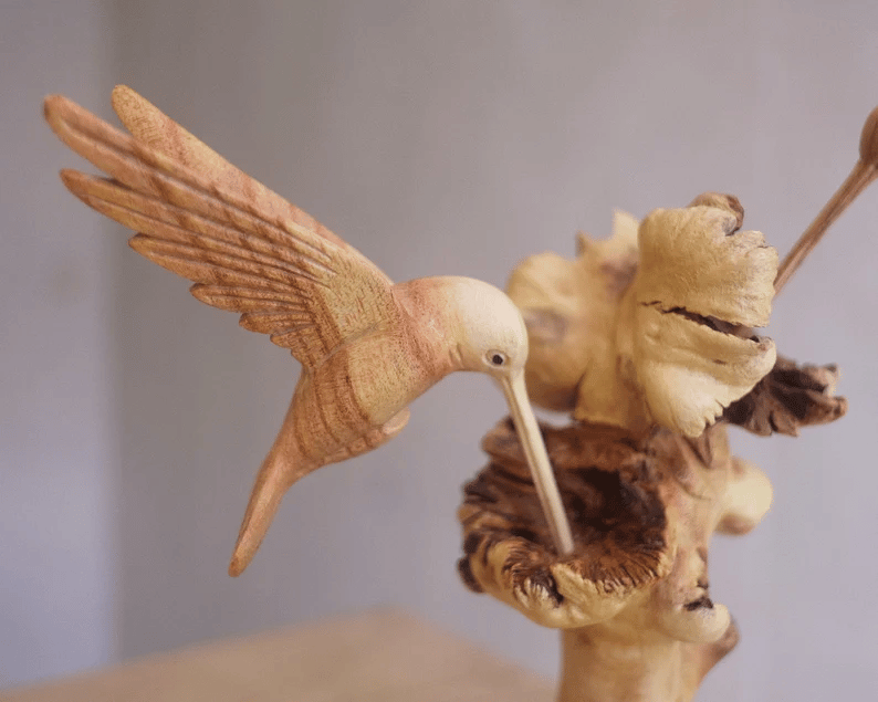 BowLift | Hummingbird Feeding on a Flower, Handmade Sculpture