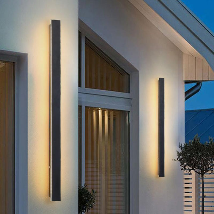 BowLift | Modern Black LED Wall Lighting for Garden and Terrace