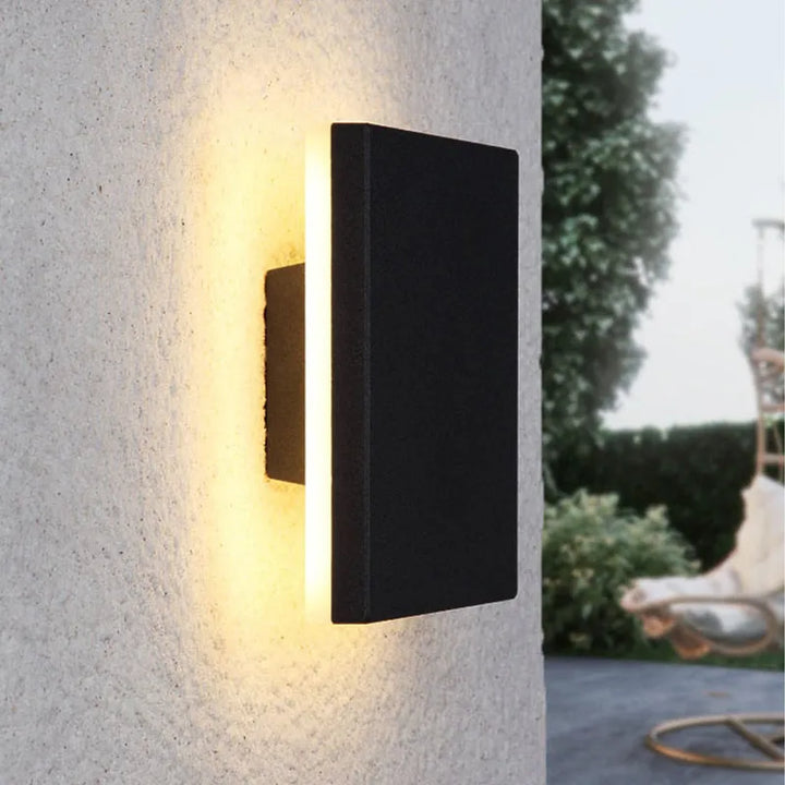 BowLift | Modern Minimalistic Outdoor Wall Lamp LED Metal