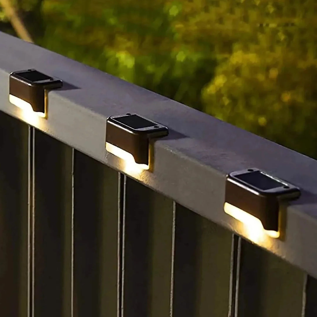 BowLift | 4-Pack: Solar Outdoor Garden Deck Lights