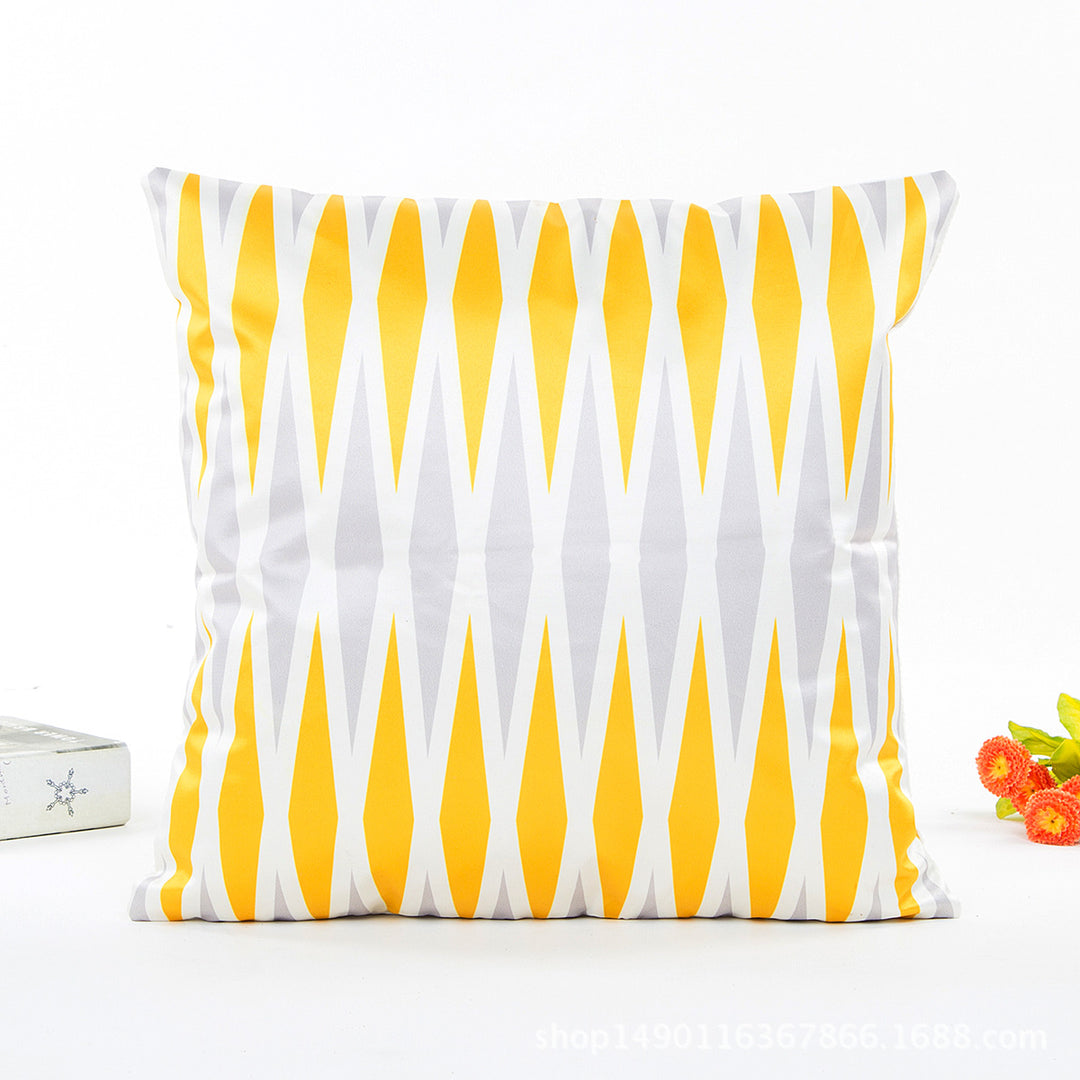 Geometric Pattern Decorative Cushion