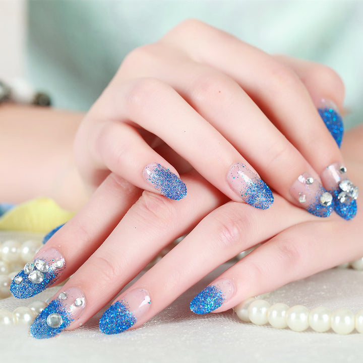Glamorous Rhinestone-Studded Press-On Nails