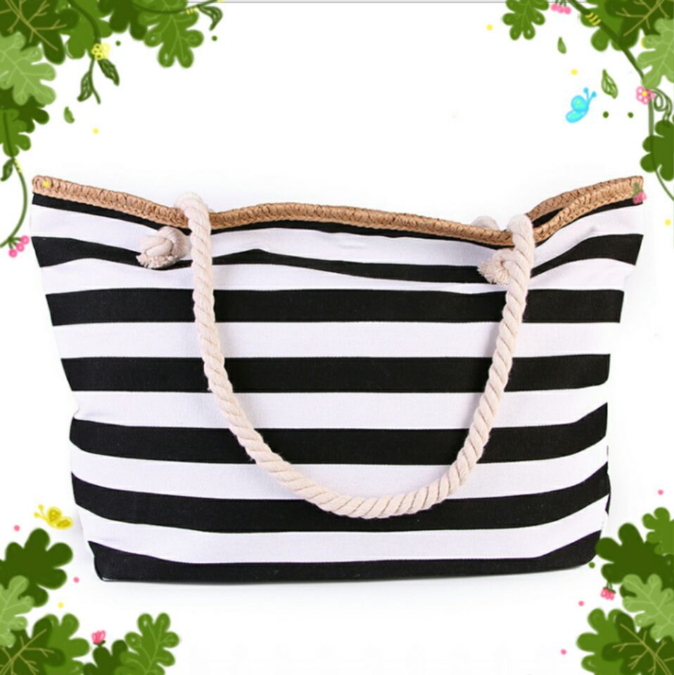 Beach bag made of high-quality canvas with sturdy rope handles Bowlift