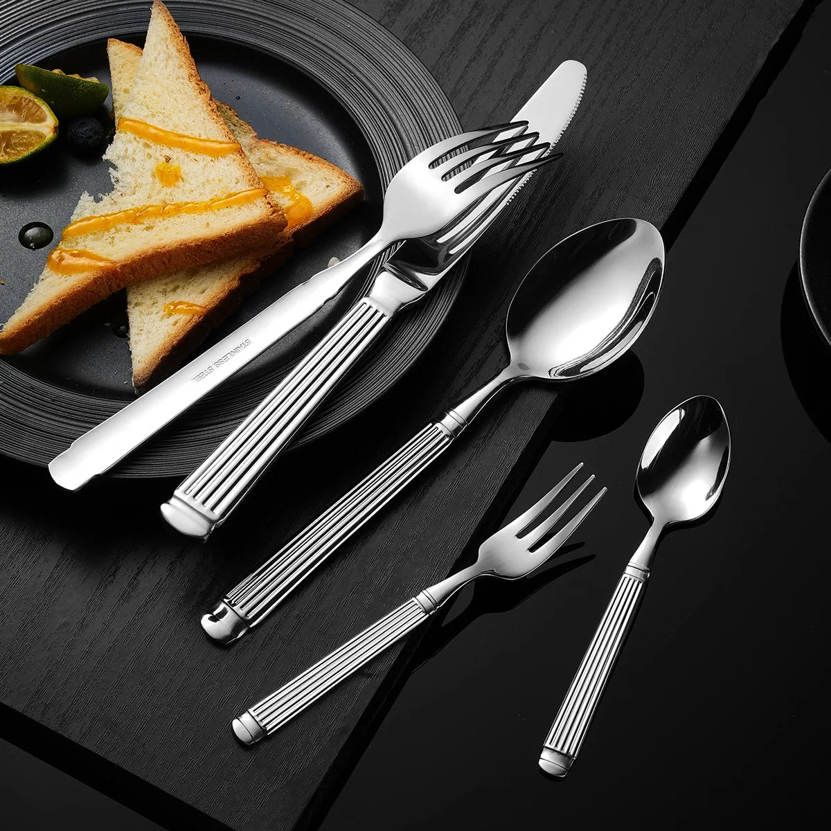 BowLift | Gold Roman Column Style Cutlery Set - Stainless Steel Flatware Set