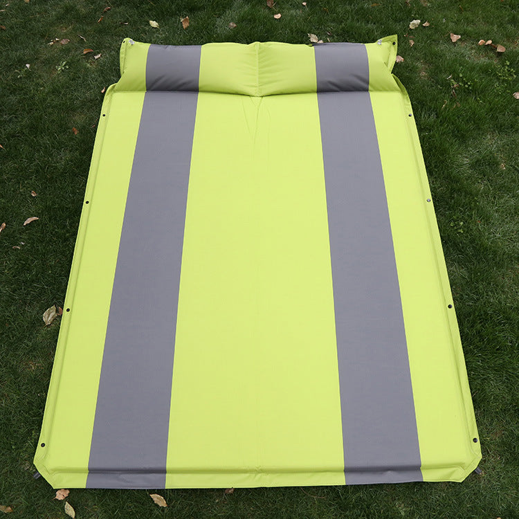 self-inflating double camping mattress with integrated headrest Bowlift