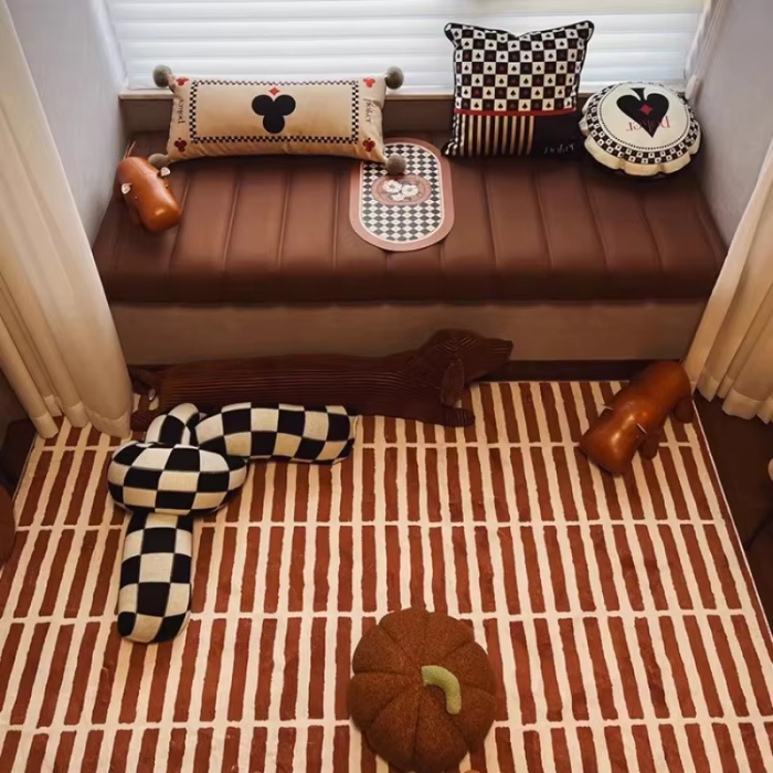 BowLift | Brown Retro Carpet