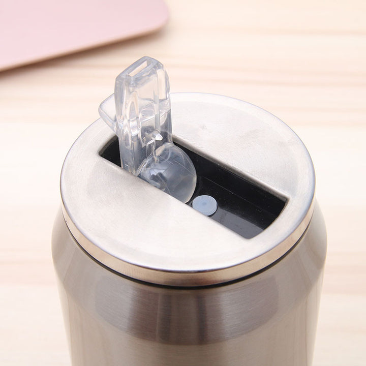 Women's insulated coffee mug with practical drinking attachment Bowlift