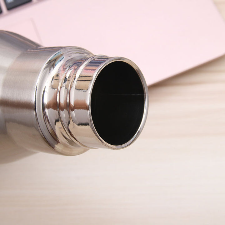 Women's stainless steel water bottle with innovative insulation system Bowlift